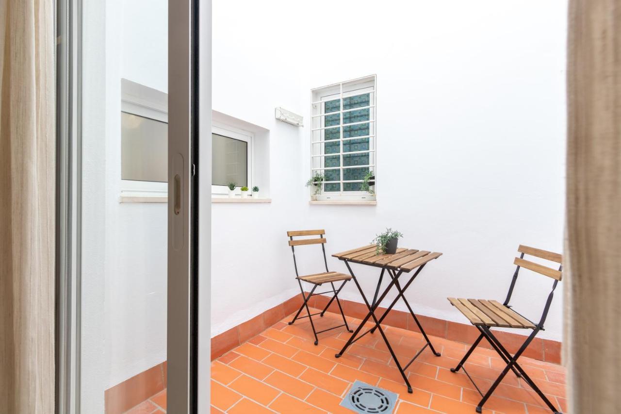 Charming 2 Bedroom Apartment Triana Bridge By Ocityzen Seville Exterior photo